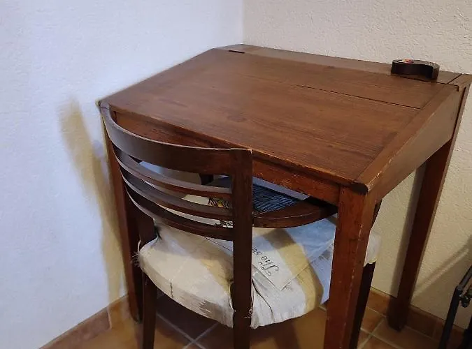 Relais De La Poste Ch Rose 3* مونكلار دو كيارْسي