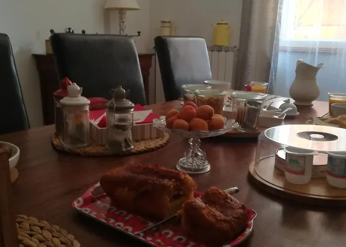 Relais De La Poste Ch Rose فندق مبيت وإفطار 3*