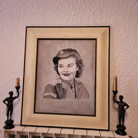 Relais De La Poste Ch Rose 住宿加早餐酒店 3*