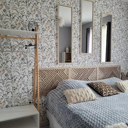 Relais De La Poste 3*